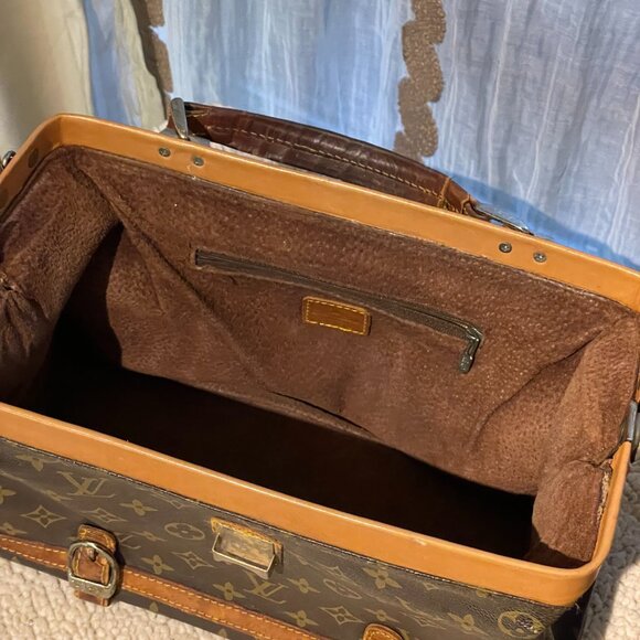 Vintage Leather 1970's Louis ? Monogram Doctors Bag Satchel Bag Handbag... Real? - Picture 7 of 9